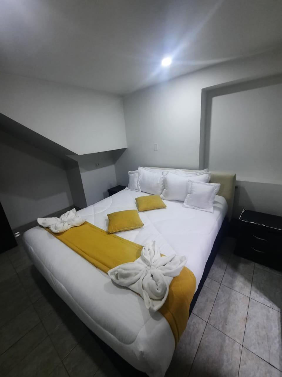 Hotel Zafiro Boutique Богота Экстерьер фото