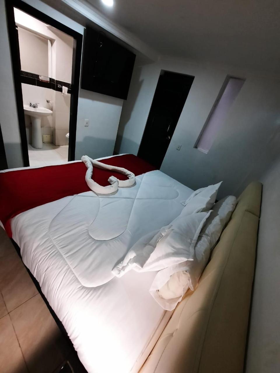 Hotel Zafiro Boutique Богота Экстерьер фото