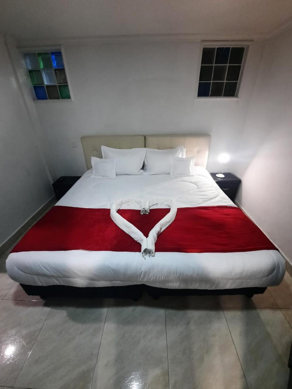 Hotel Zafiro Boutique Богота Экстерьер фото
